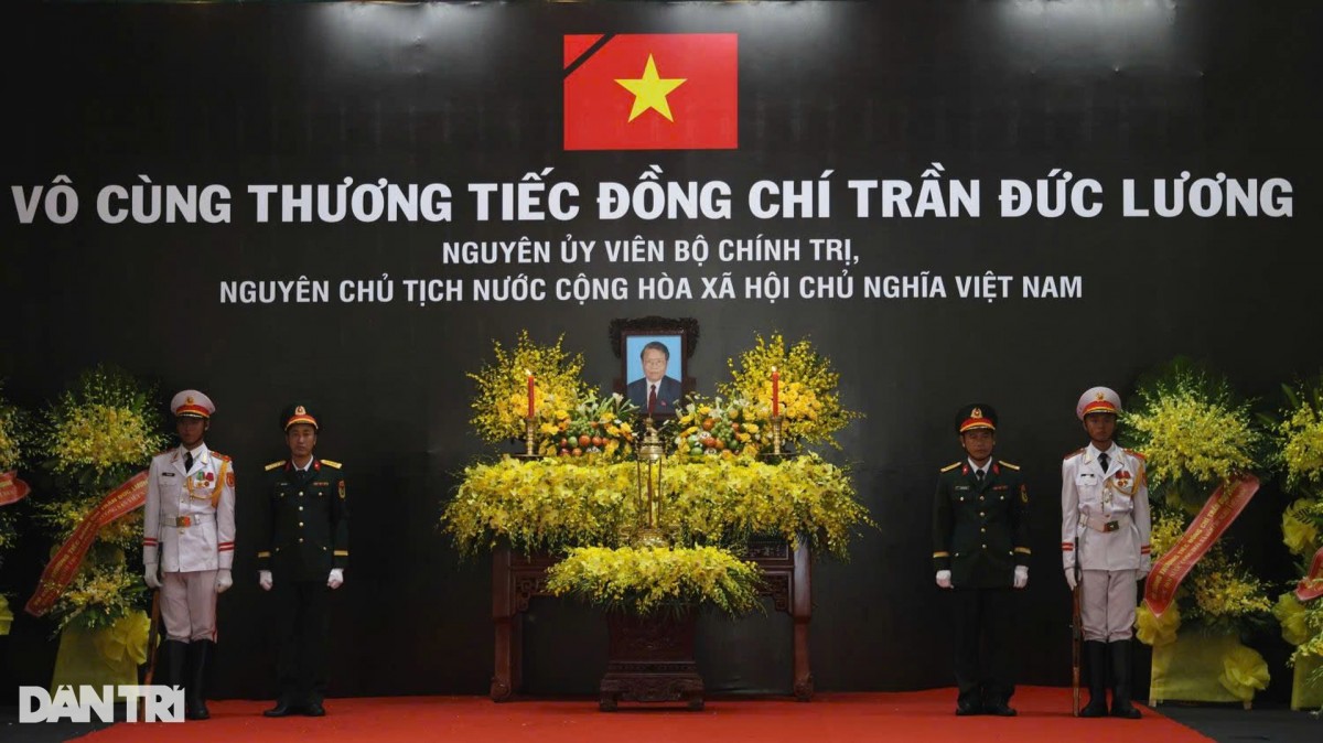 Hình ảnh trang nghiêm tại Lễ viếng nguyên Chủ tịch nước Trần Đức Lương