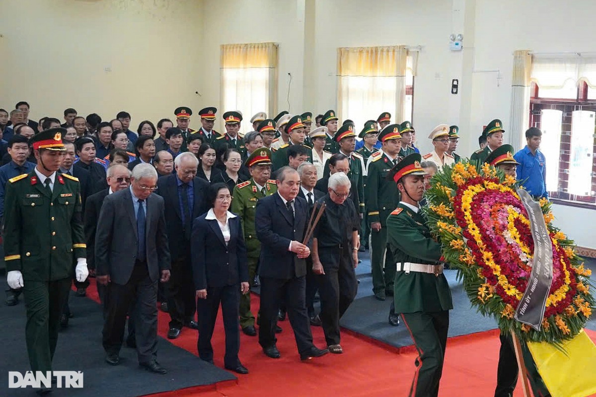 Hình ảnh trang nghiêm tại Lễ viếng nguyên Chủ tịch nước Trần Đức Lương