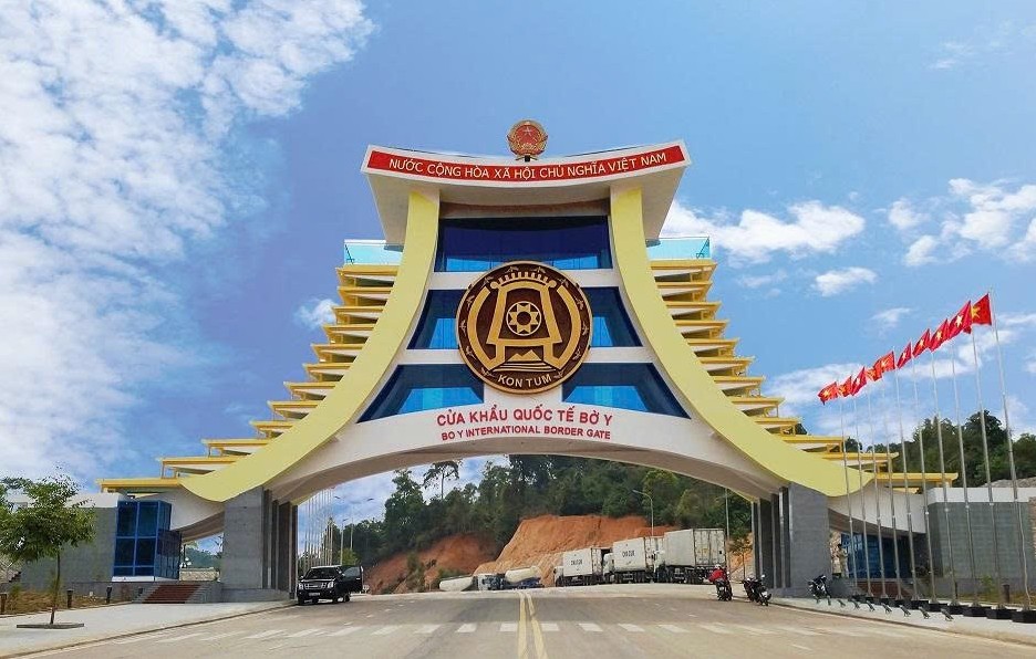 Kon Tum: Tăng cường hợp tác và phát triển hạ tầng thương mại biên giới