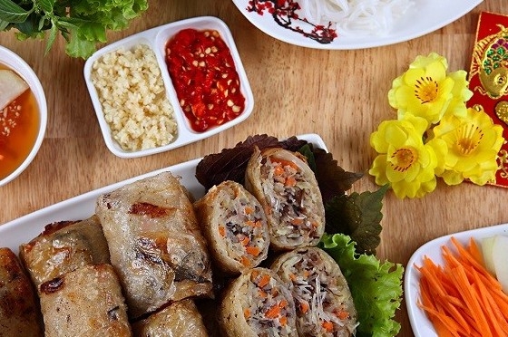 Nem Cua Bể Hải Phòng: hương vị biển cả nồng nàn của ẩm thực đất Cảng