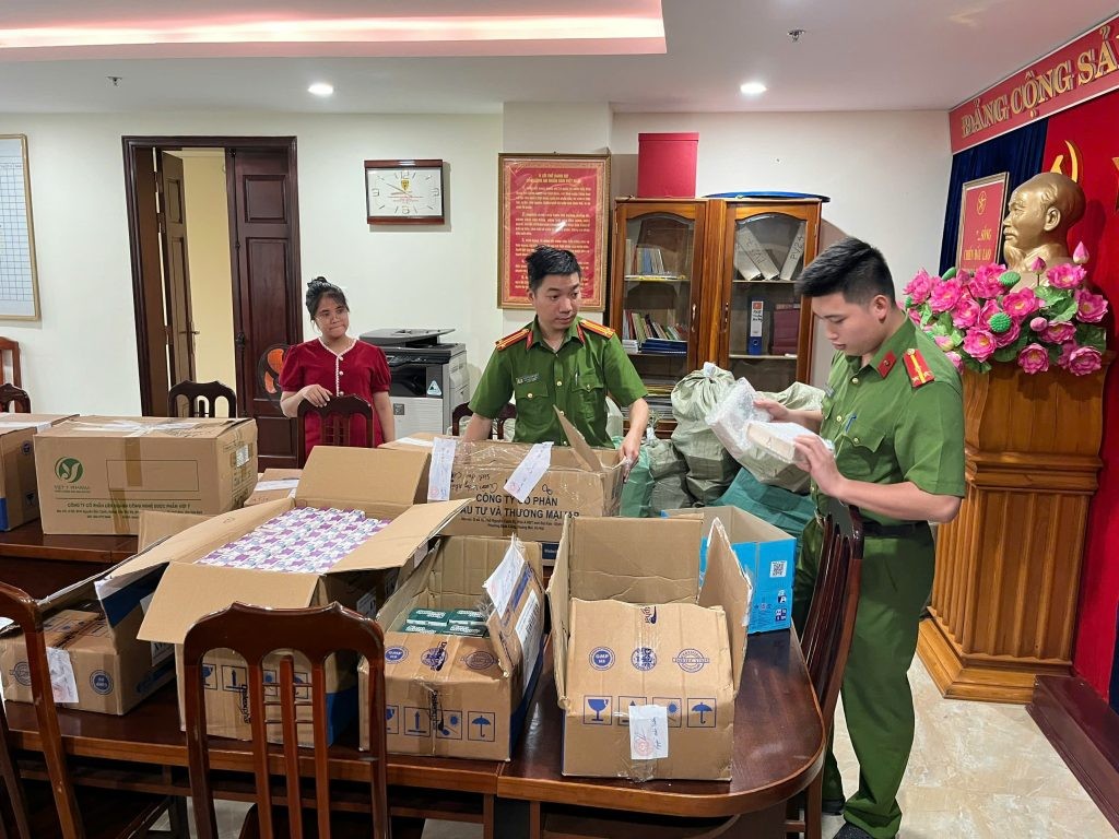 Phát hiện 2.000 hộp thực phẩm bảo vệ sức khỏe chưa được cấp phép lưu hành