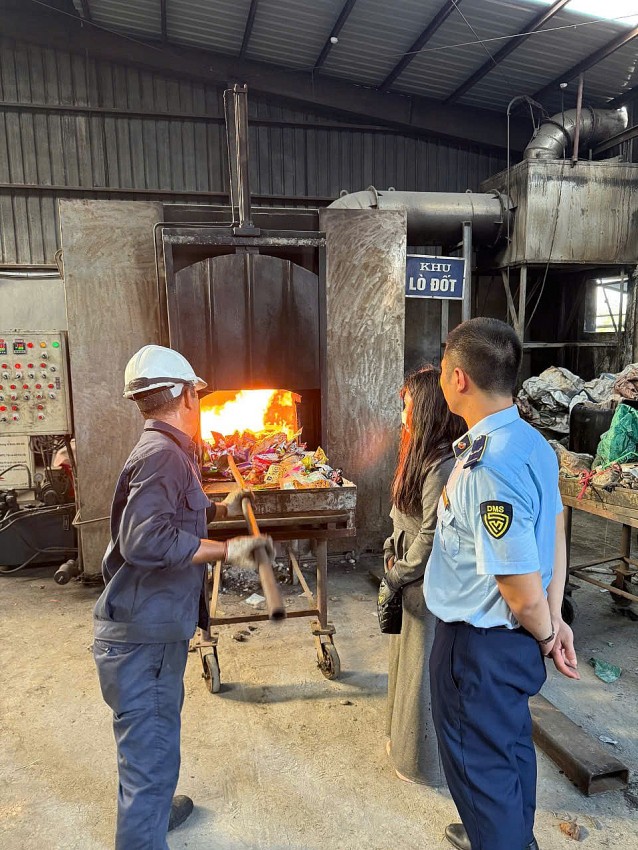 Hải Phòng: Quyết liệt thu giữ, tiêu hủy hàng nghìn sản phẩm không rõ nguồn gốc