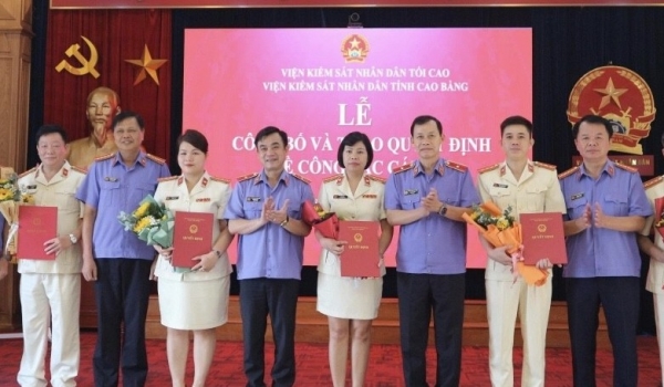 Công bố quyết định bổ nhiệm Viện trưởng, Phó viện trưởng Viện Kiểm sát nhân dân khu vực