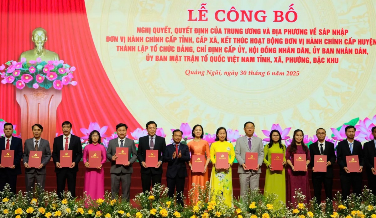 Tinh gọn bộ máy, kiện toàn hệ thống: Tỉnh Quảng Ngãi bước vào thời kỳ phát triển mới