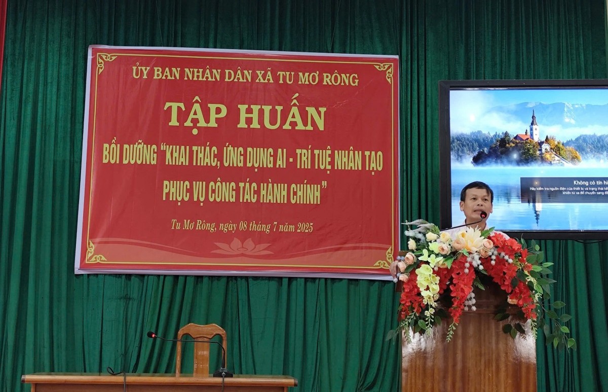 Quảng Ngãi: Xã Tu Mơ Rông tập huấn ứng dụng AI nhằm nâng cao hiệu quả phục vụ người dân