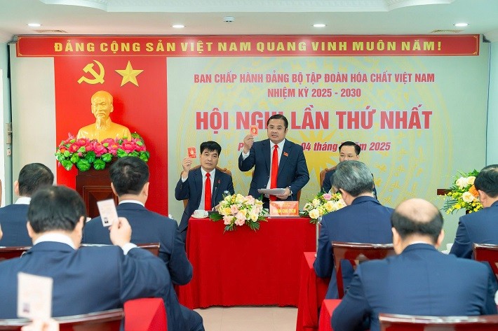 Phiên họp thứ nhất, Ban Chấp hành Đảng bộ khóa IV, nhiệm kỳ 2025 – 2030