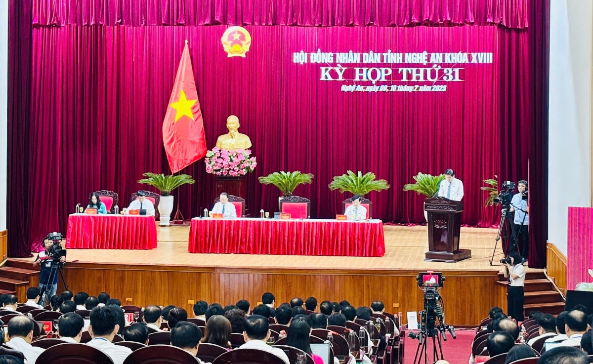 Khai mạc kỳ họp thứ 31, Hội đồng Nhân dân tỉnh Nghệ An khóa XVIII