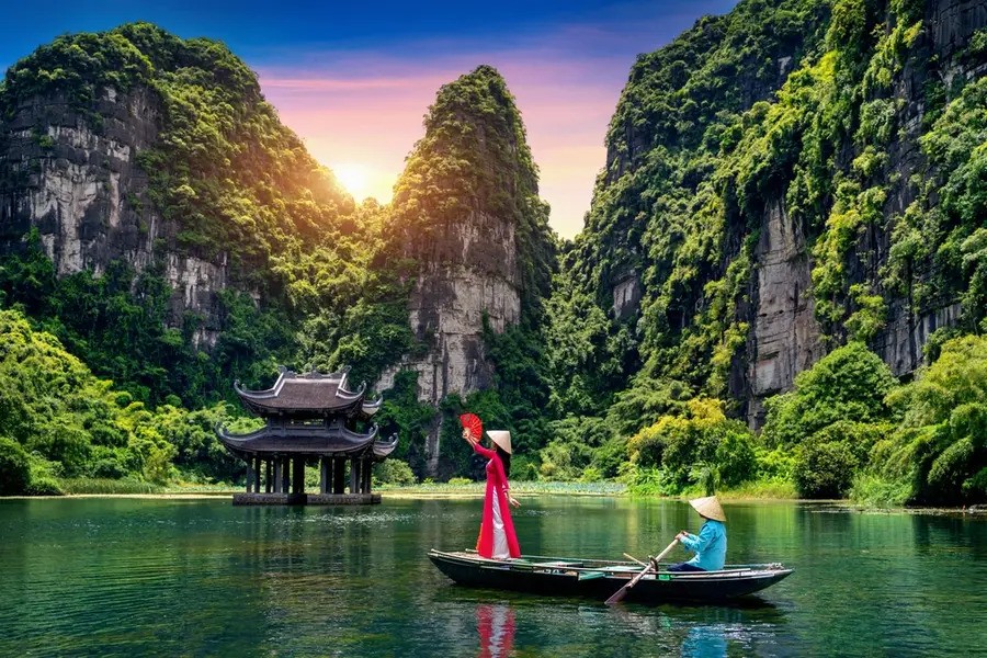 Du lịch Ninh Bình mới: Bứt phá mạnh mẽ trong 6 tháng đầu năm 2025