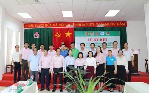 Tăng cường phối hợp để hỗ trợ người nghèo và các đối tượng chính sách