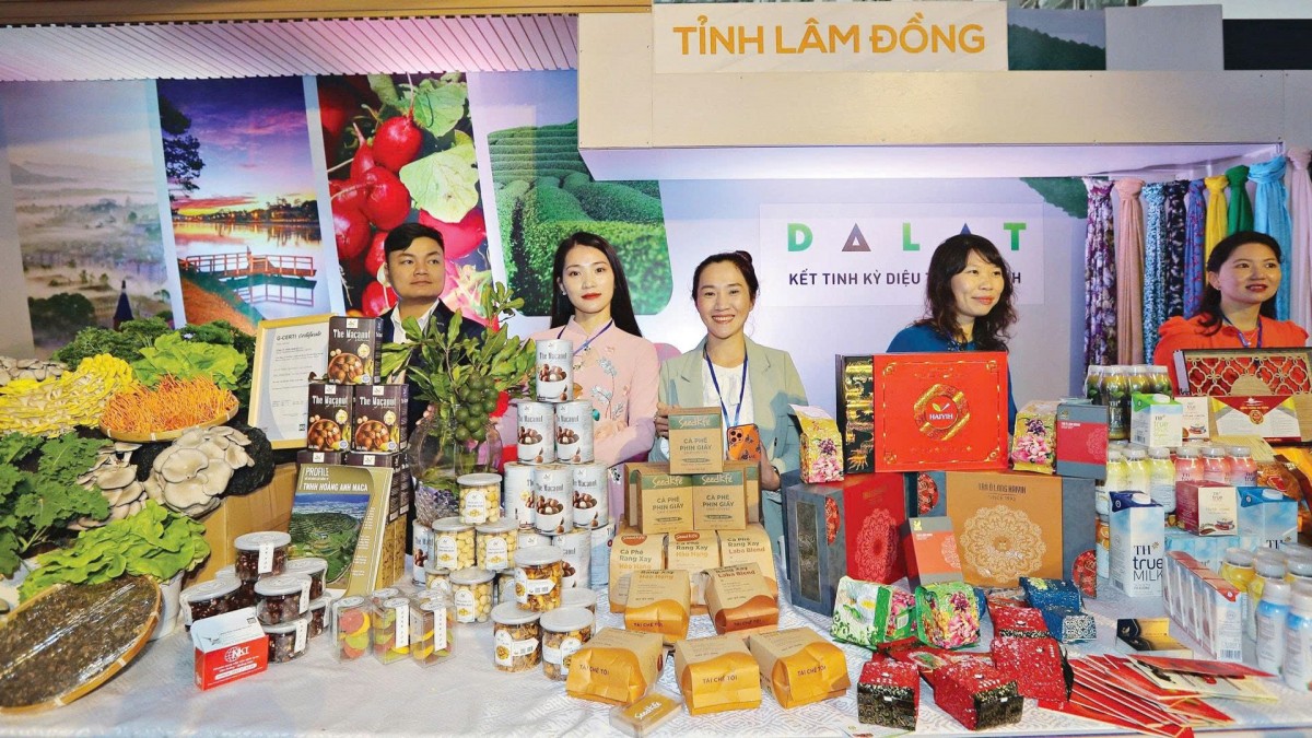 Lâm Đồng đẩy mạnh tiêu thụ nông sản cho đồng bào dân tộc và miền núi