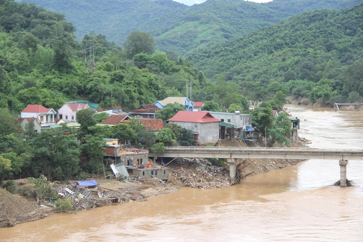 “Nước mắt Cửa Rào” sau cơn lũ dữ