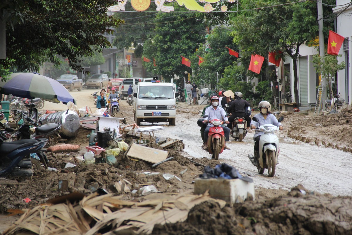 Xã vùng biên xứ Nghệ ngổn ngang sau cơn lũ lịch sử