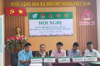 Lâm Đồng: Ký kết hợp đồng ủy thác cho vay hộ nghèo và các đối tượng chính sách