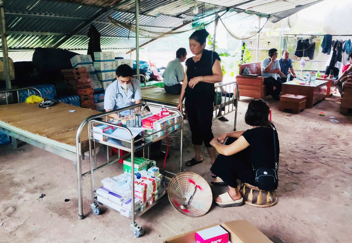 Nghệ An: Lập trạm y tế dã chiến, chủ động phòng chống dịch bệnh sau lũ