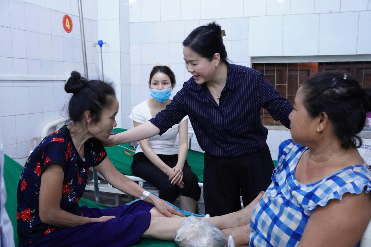 Nghệ An: Lập trạm y tế dã chiến, chủ động phòng chống dịch bệnh sau lũ