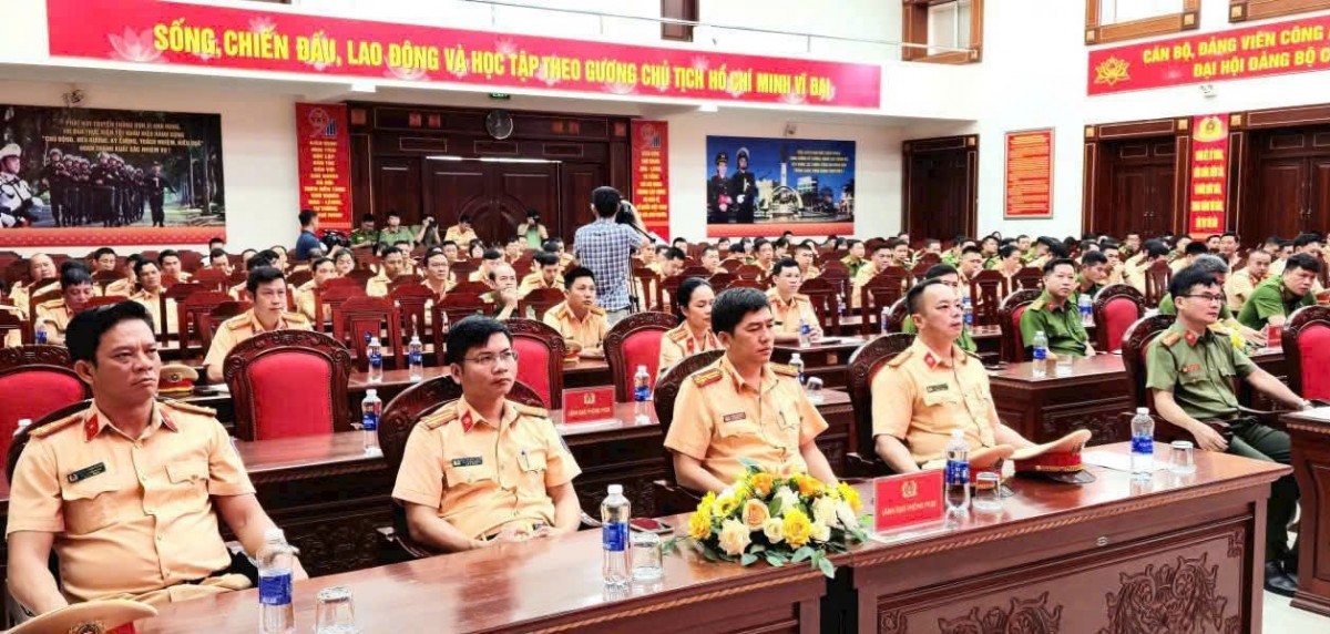 Đắk Lắk: Công an tỉnh ra quân cao điểm bảo đảm trật tự, an toàn giao thông