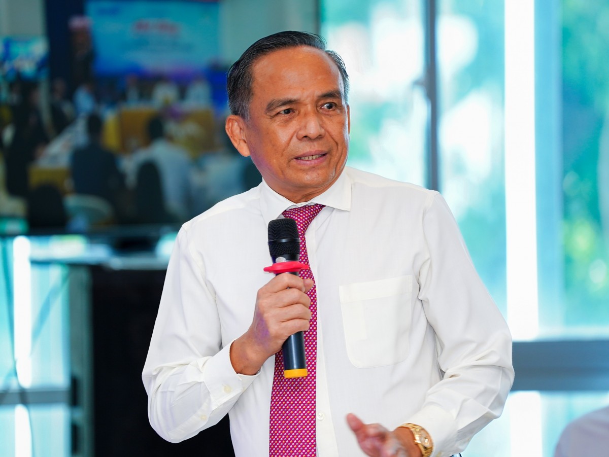 ‘Giá đất, thuế đất…thế nào cho hợp lý?’