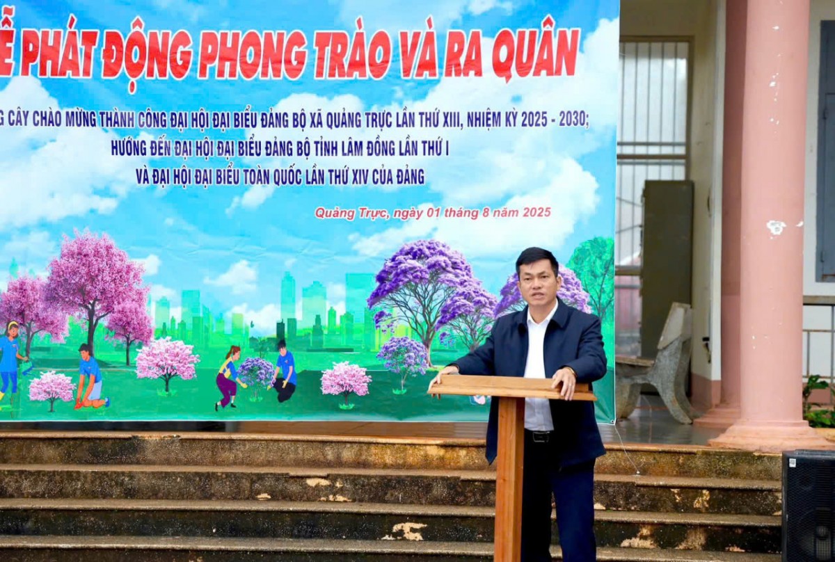 Lâm Đồng: Xã Quảng Trực trồng cây xanh chào mừng thành công Đại hội Đại biểu Đảng bộ xã