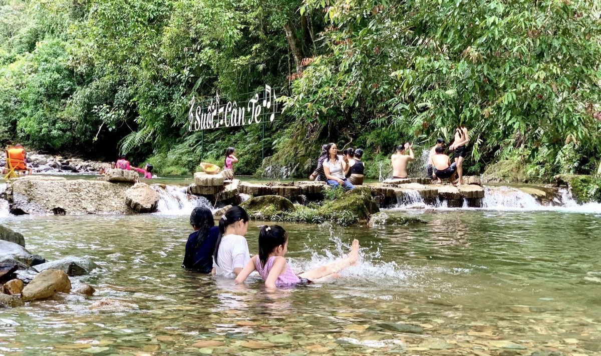 Huế: Khát vọng bảo tồn văn hóa bản địa và khơi dậy tiềm năng du lịch sinh thái - cộng đồng