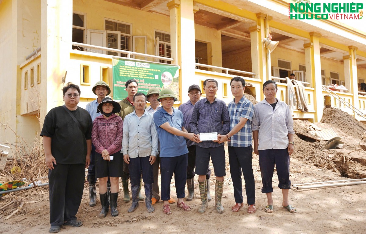 Ngược dòng Nậm Nơn, mang yêu thương đến điểm trường bị lũ tàn phá