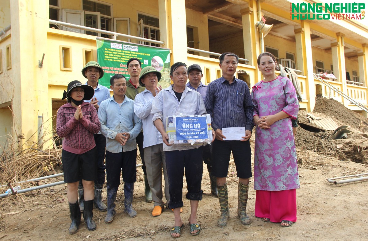 Ngược dòng Nậm Nơn, mang yêu thương đến điểm trường bị lũ tàn phá