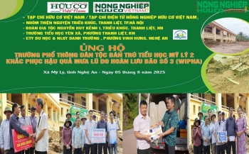Ngược dòng Nậm Nơn, mang yêu thương đến điểm trường bị lũ tàn phá