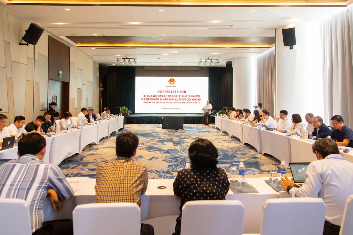 Bộ Công Thương lấy ý kiến sửa đổi hai dự thảo Nghị định về Sở giao dịch hàng hóa và Trung tâm tài chính quốc tế
