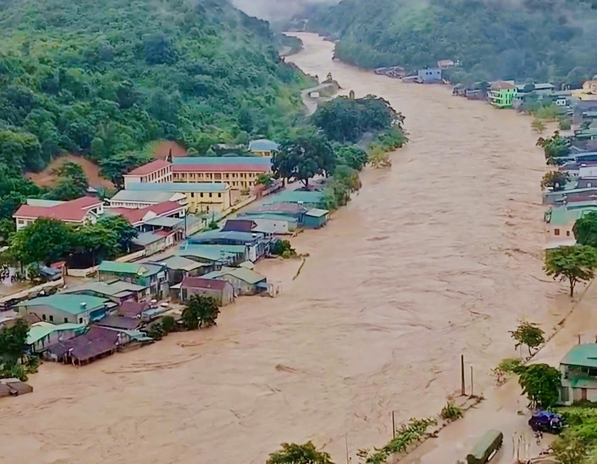 Nghệ An chủ động ứng phó mưa lớn, nguy cơ lũ quét và sạt lở đất