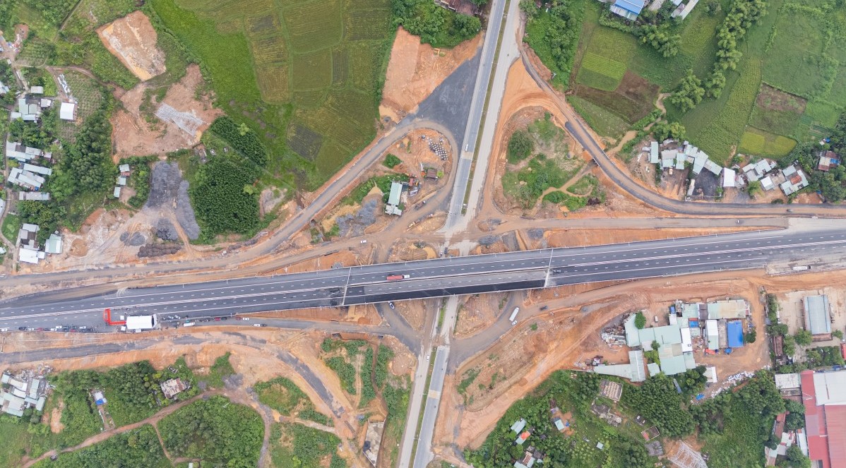 Đà Nẵng thông xe kỹ thuật cao tốc Hòa Liên – Túy Loan