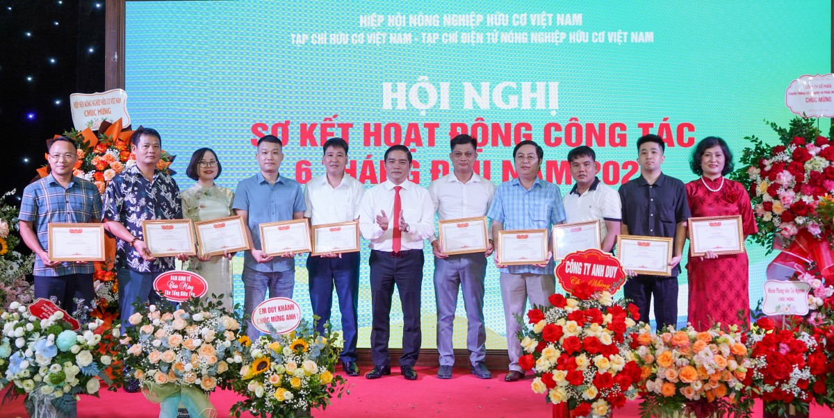 Ông Đỗ Ngọc Thi làm Tổng Biên tập Tạp chí Hữu cơ Việt Nam/ Tạp chí điện tử Nông nghiệp Hữu cơ Việt Nam