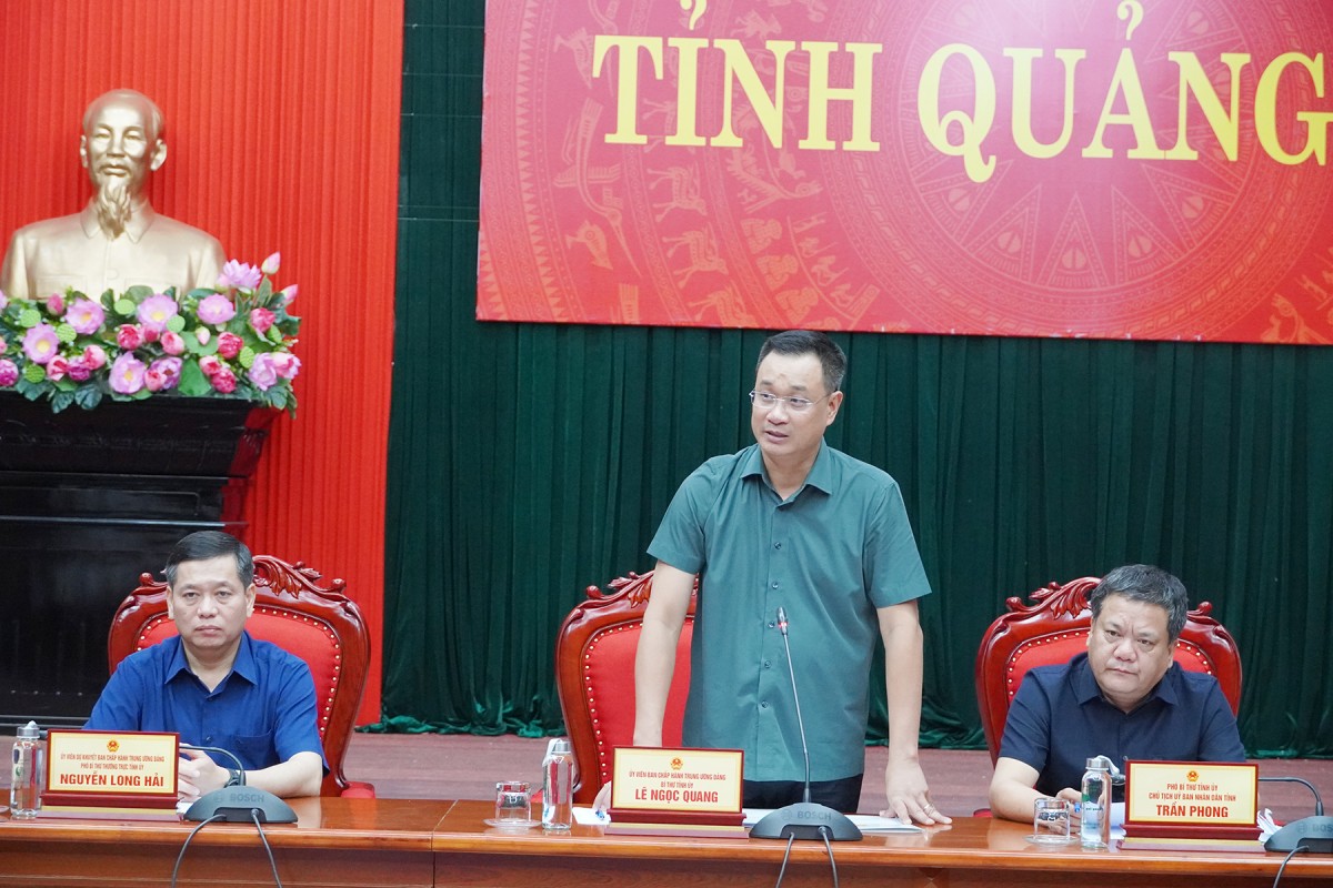 Tỉnh Quảng Trị họp khẩn trong đêm ứng phó với bão số 5 (AJIKI)