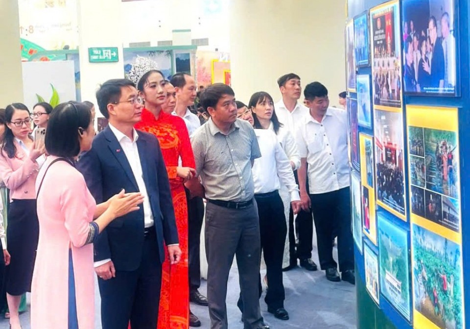 Nông sản Đắk Lắk được trưng bày tại Triển lãm thành tựu Đất nước