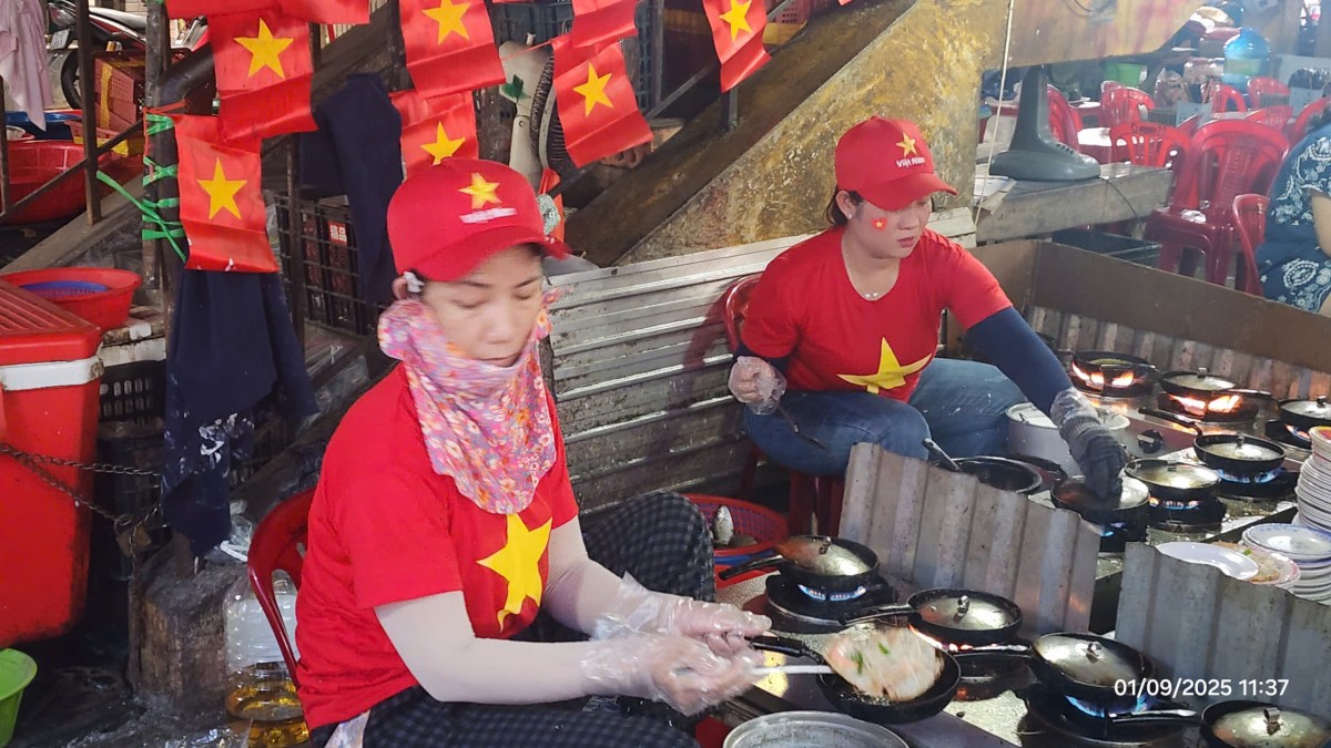 Bánh xèo cá kình làng Chuồn, “nốt nhạc” mộc trong bản giao hưởng ẩm thực xứ Huế