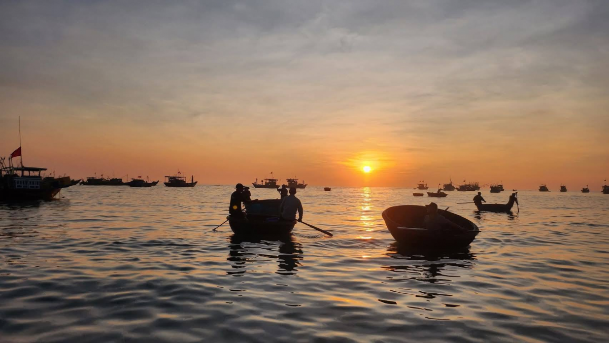 Trải nghiệm làng chài bình yên đẹp như tranh vẽ xứ Đà thành Trải nghiệm làng chài bình yên đẹp như tranh vẽ xứ Đà thành
