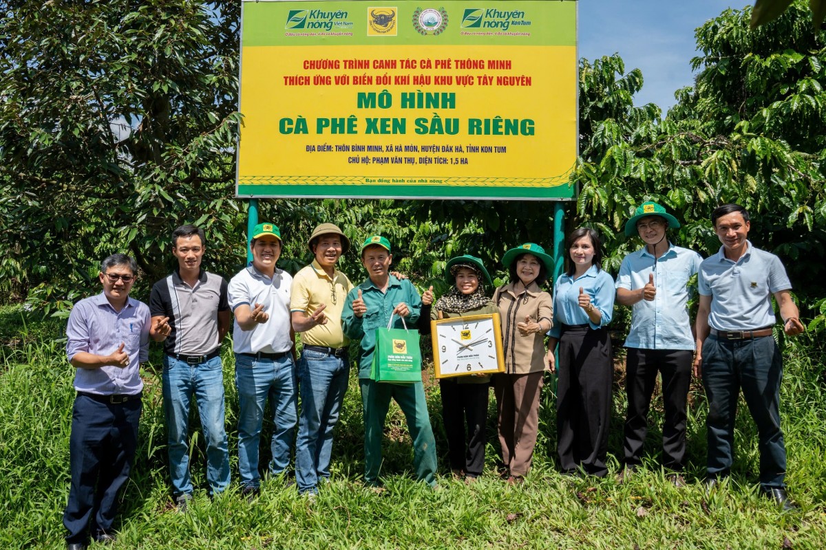 Chương trình canh tác cà phê thông minh thích ứng với biến đổi khí hậu khu vực Tây Nguyên.