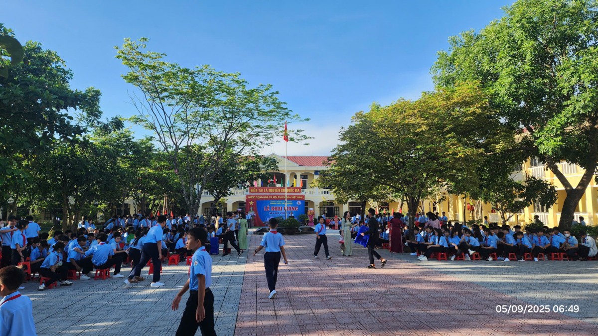 Tp. Huế: Phường Mỹ Thượng rộn ràng Lễ khai giảng năm học mới 2025 - 2026