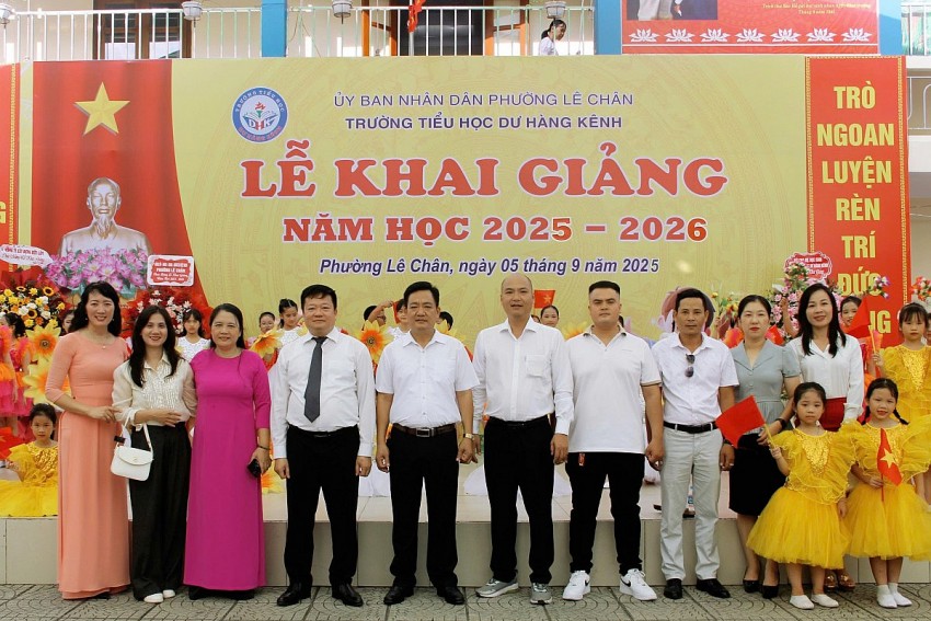 Ngày hội khai giảng tại trường tiểu học Dư Hàng Kênh năm học 2025-2026