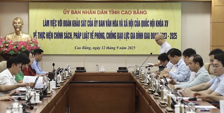 Ủy ban Văn hóa và Xã hội của Quốc hội làm việc với UBND tỉnh Cao Bằng