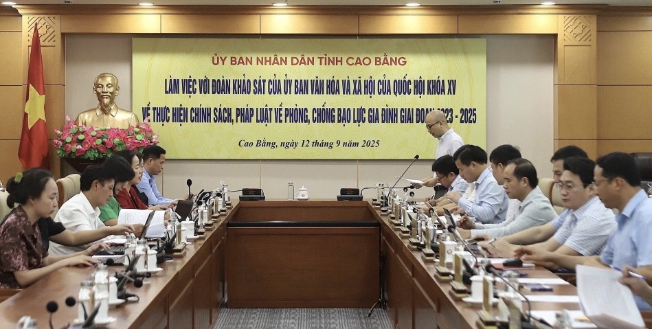 Ủy ban Văn hóa và Xã hội của Quốc hội làm việc với UBND tỉnh Cao Bằng