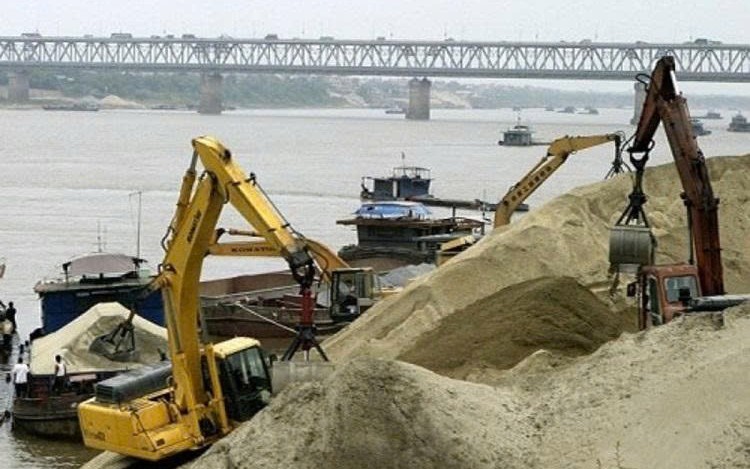 Thành phố Cần Thơ: Giám sát, kiểm tra hoạt động khai thác các mỏ cát sông