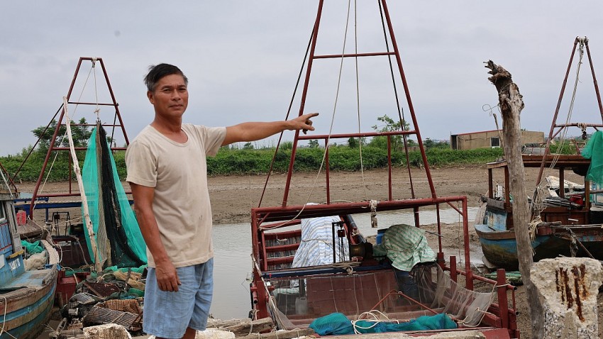 Ngư dân Cao Trọng Thủy mong muốn chính quyền sớm khai thông lồng lạch để bà con ra khơi khai thác thủy sản.