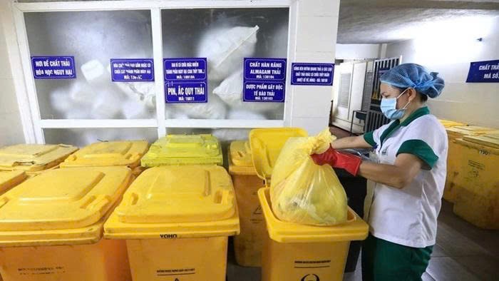 Lâm Đồng: Đến năm 2030, 100% cơ sở y tế phân loại, thu gom, xử lý chất thải đúng quy định