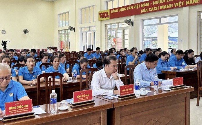 Thành lập Công đoàn cơ sở HTX Thảo Đường Vinh - Công ty CP Vận tải Cao Bằng