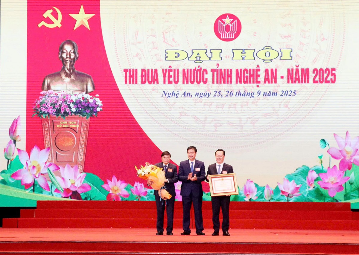 Nghệ An tôn vinh 166 gương điển hình tiên tiến tại đại hội thi đua yêu nước
