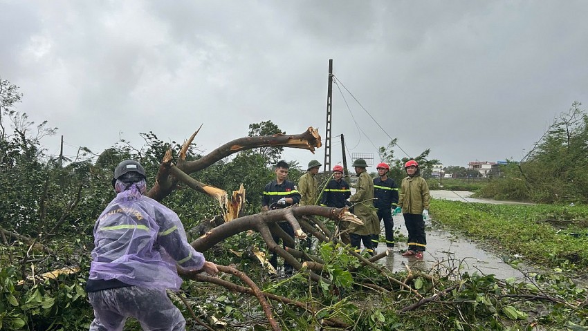 Thanh Hóa: Nhiều địa phương bị thiệt hại nặng do bão Bualoi