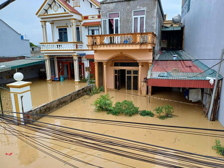 Mưa bão đã khiến hàng chục nghìn nhân khẩu trên địa bàn Thanh Hóa bị cô lập. 