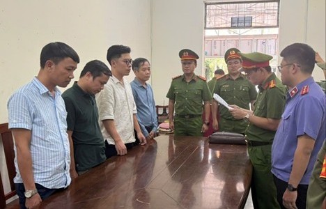 Đà Nẵng: Khởi tố hàng loạt đối tượng vi phạm đấu thầu khoáng sản.