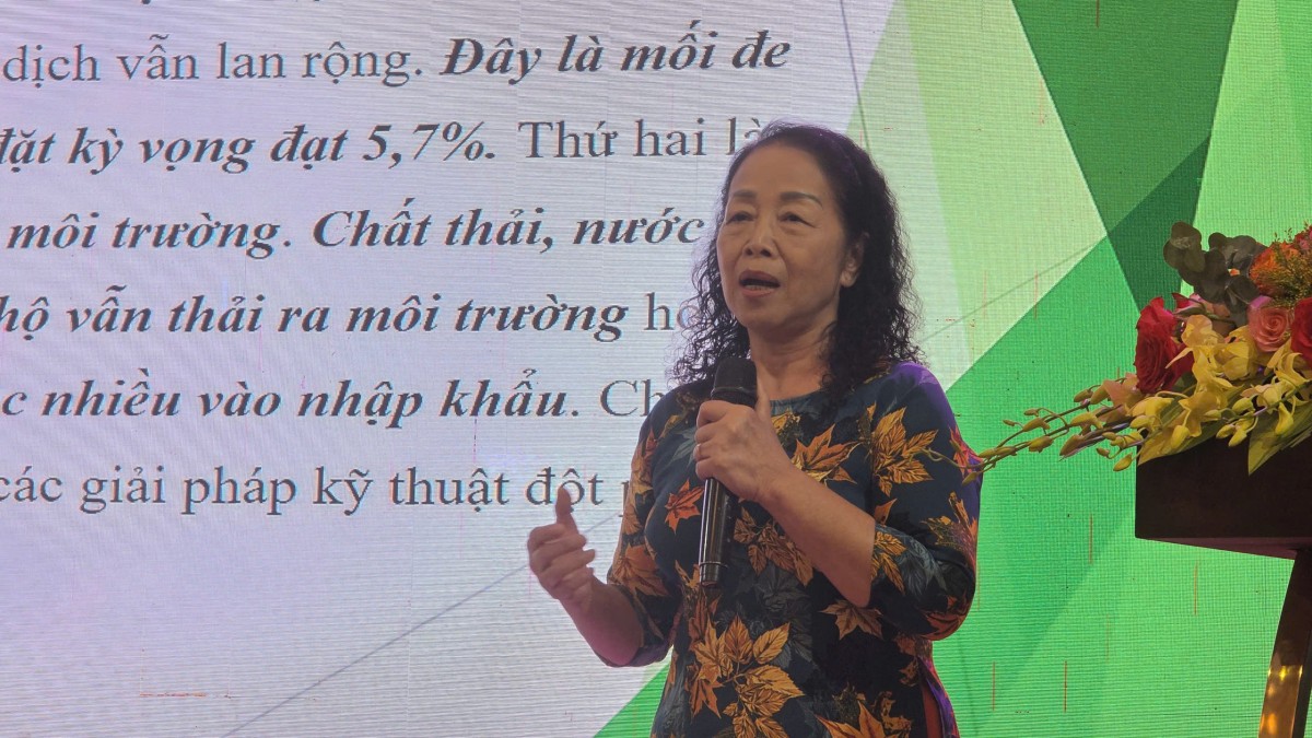 Diễn đàn phát triển chăn nuôi hữu cơ gắn với xây dựng thương hiệu sản phẩm