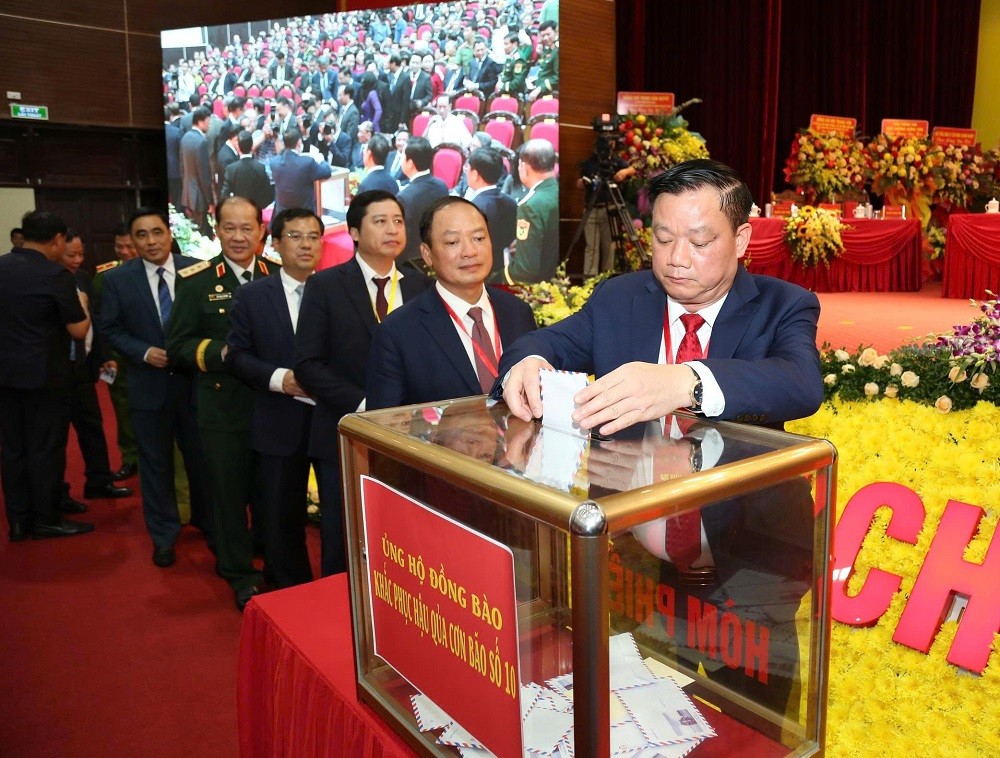 Hưng Yên phát động hưởng ứng vận động ủng hộ đồng bào khắc phục thiệt hại do cơn bão số 10 gây ra