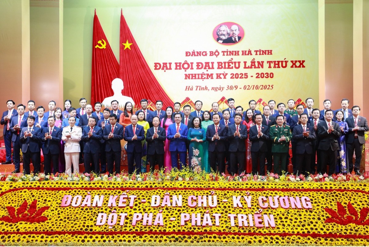 Hà Tĩnh vượt qua bão lũ để Đại hội Đảng bộ thành công tốt đẹp